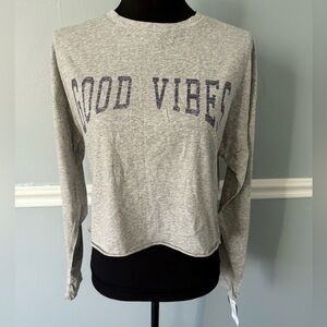Grayson Threads Heather Gray 'Good Vibes' Long Sleeve Tee M